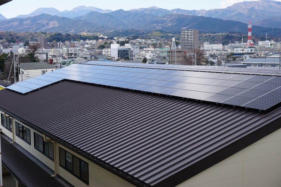 町田小学校（H26年度屋根貸し）